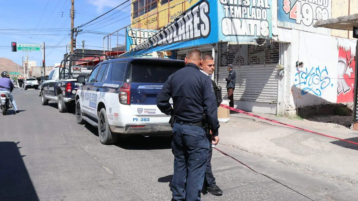 Mujer sin vida en el centro